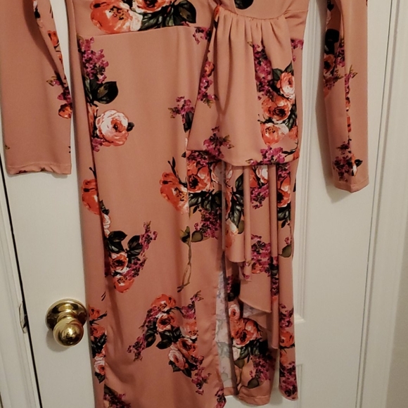 Va va voom Dress - Picture 4 of 4